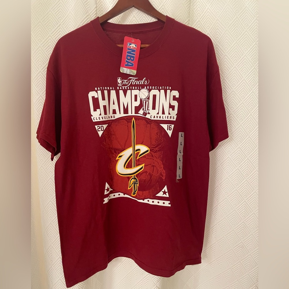 Cavs 2016 Champions NBA T-Shirt Size Large